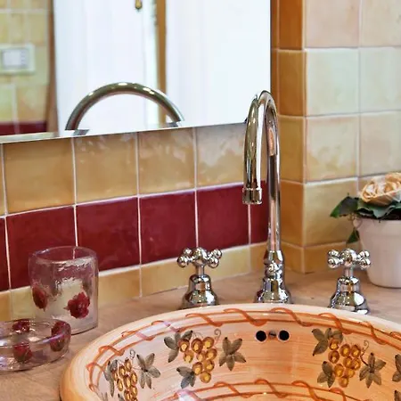 Marchesi Incisa Winery Çiftlik konaklama Rocchetta Tanaro