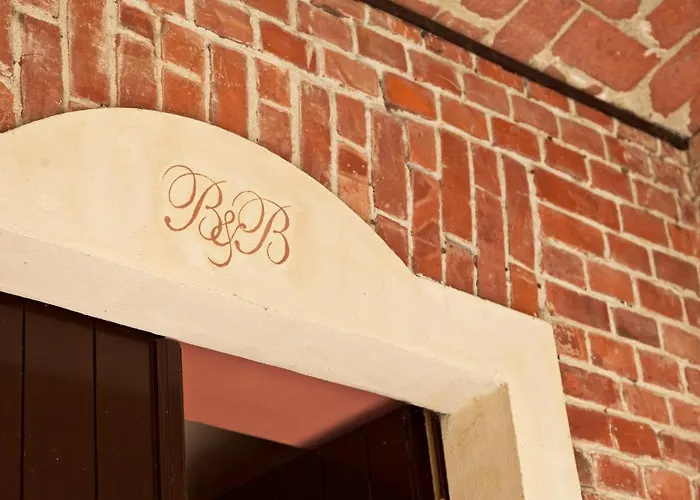 Marchesi Incisa Winery Lodge *