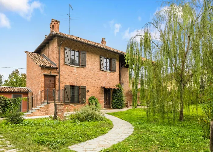 Marchesi Incisa Winery Lodge Farm stay *