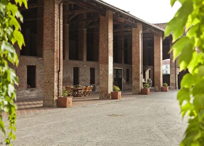 Marchesi Incisa Winery Lodge Rocchetta Tanaro