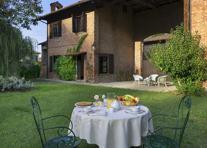 Farm stay Marchesi Incisa Winery Lodge *